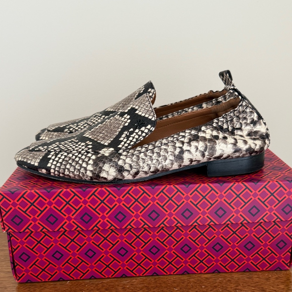 Tory Burch Black and Cream Snakeskin Loafers